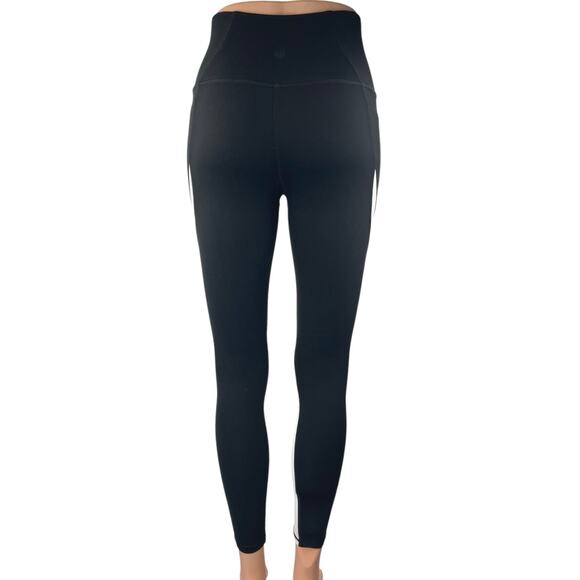 Athleta Salutation Stash Pocket 7/8 Tight Black Colorblock Leggings Pants XXS - Picture 3 of 5